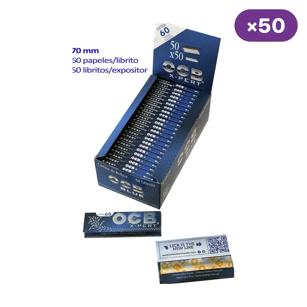 Expositor azul de papel OCB X-Pert con libritos alineados y dos vistas de un librito, una de ellas abierta mostrando un código QR.